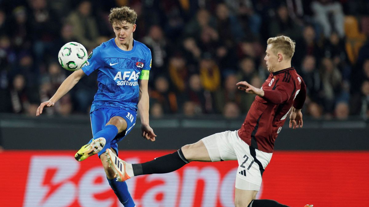 Sparta doma utrpěla s Alkmaarem debakl 0:4 a v Konferenční lize skončila