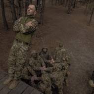 Nově jmenovaný ministr obrany Mychajlo Fedorov uvedl, že připravuje „klíčové změny v procesu mobilizace“ a lepší smlouvy a platové podmínky pro pěchotu a útočné jednotky.