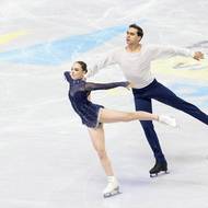 Čeští reprezentanti Martin Bidař s Annou Valesiovou postoupili do volných jízd.