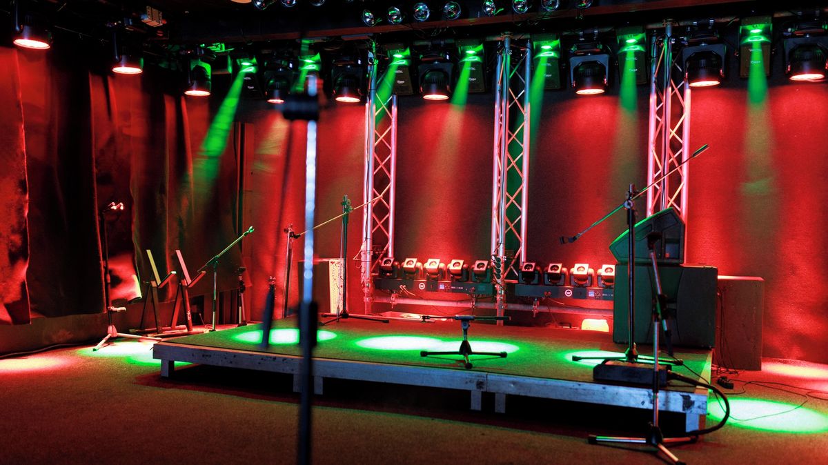 Spor o hudební klub v Brně. Miliardář kvůli němu přerušil opravu restaurace