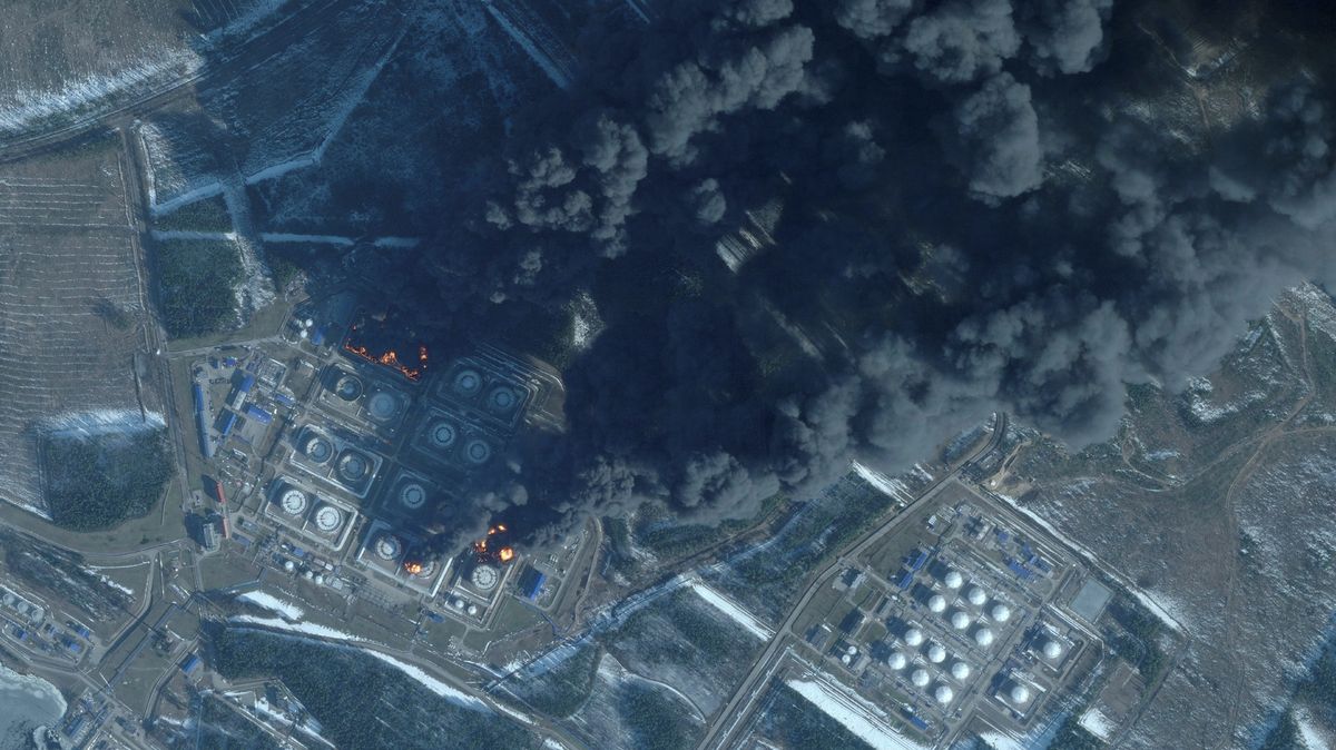 Kyjev dusí ruský ropný průmysl, vyřadil velkou část exportu