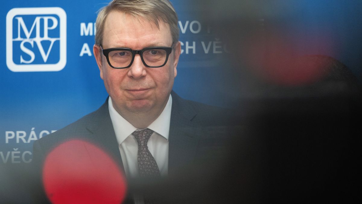 Juchelka navrhuje změnu nastavení superdávky, jedn