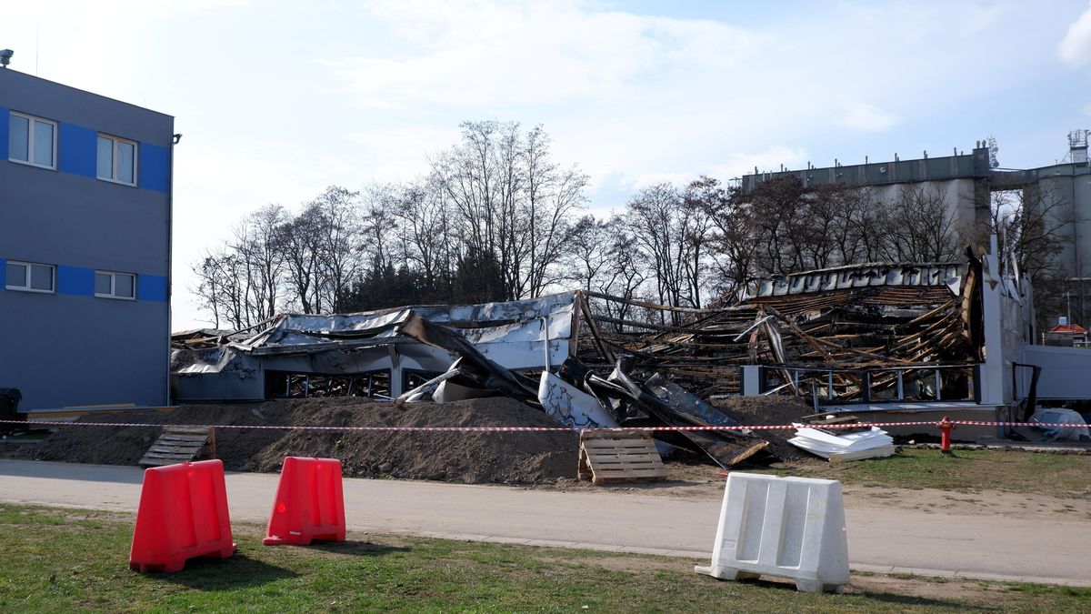 V případu požáru v Pardubicích bylo podle Metnara zadrženo pět lidí