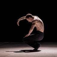 Patrik Holeček v choreografii 27'52".