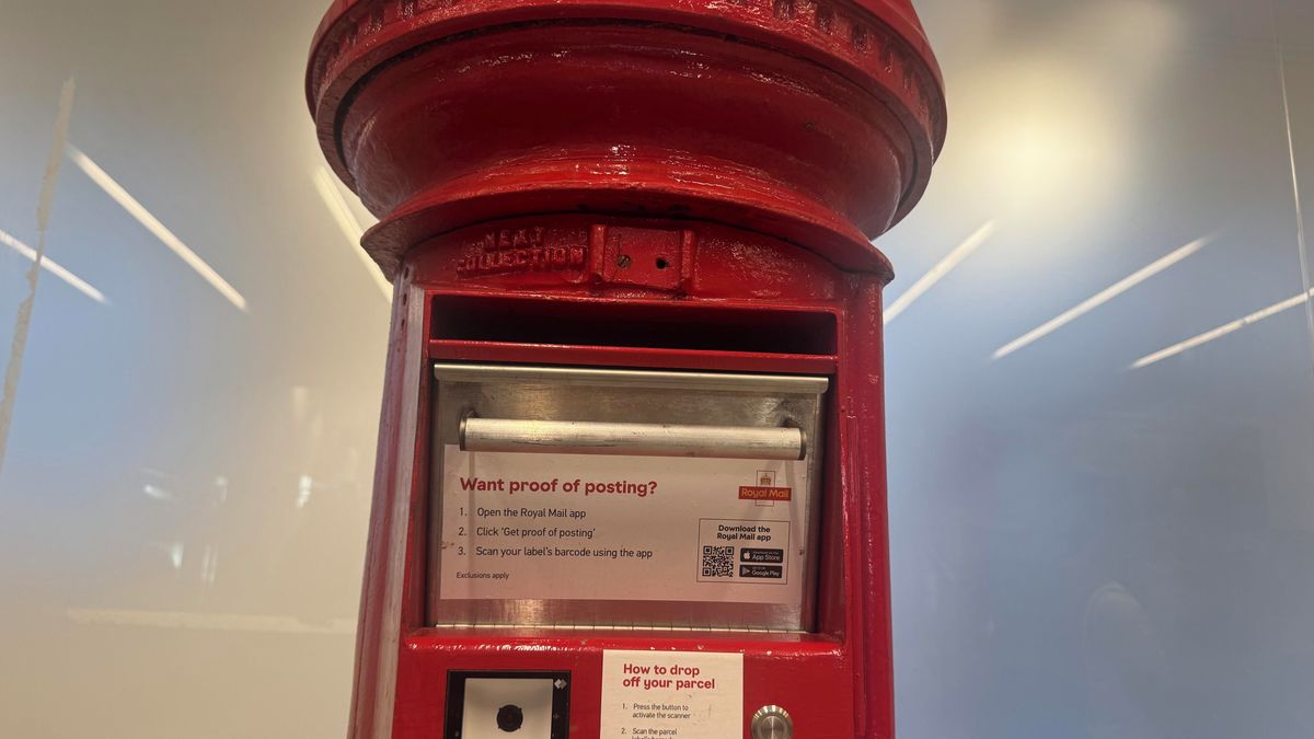 Křetínského Royal Mail propustí 2500 lidí