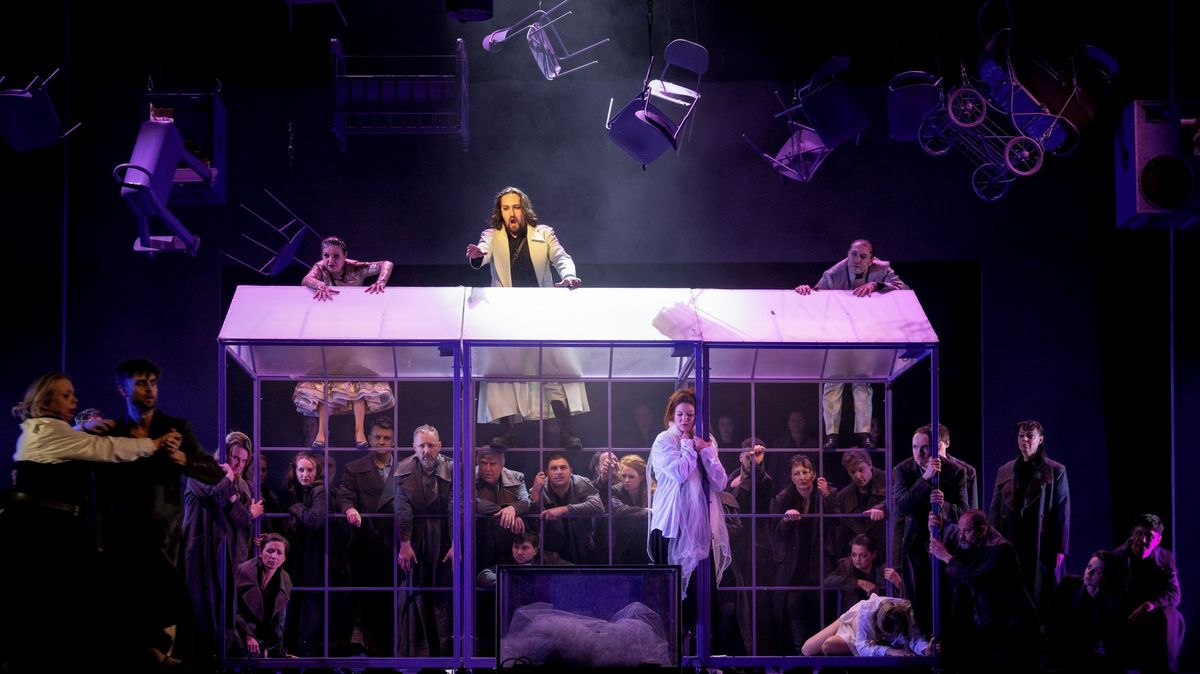 Liberecká opera uvádí Svatební košili. Pro režisérku je to loučení