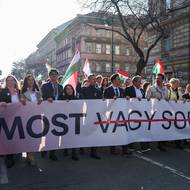 Národní pochod vyzyvatele Pétera Magyara.