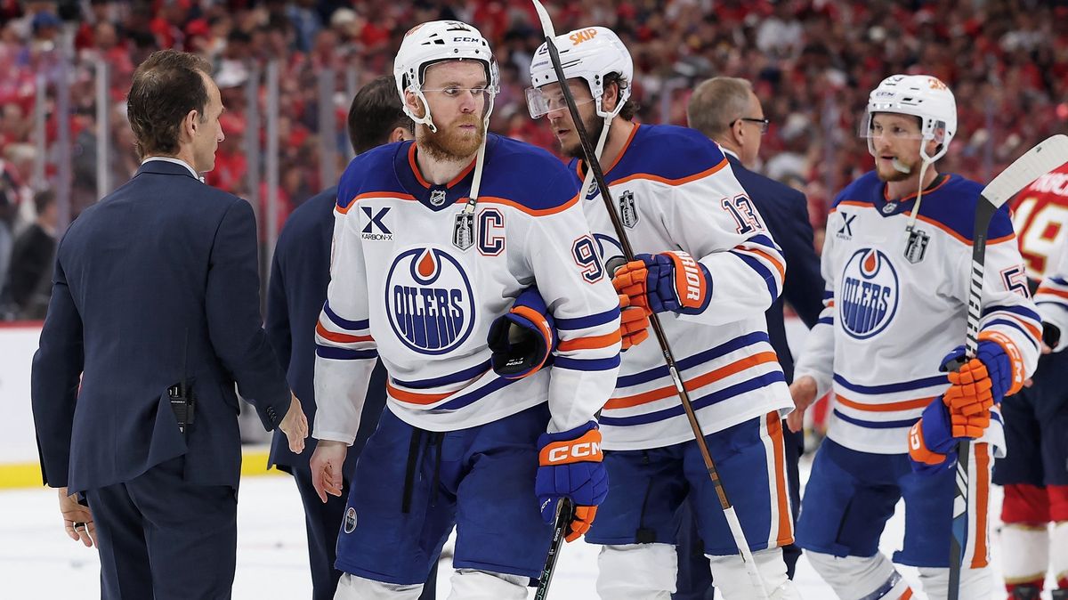 Být nejlepší je málo. McDavid vládne NHL, ale stejně se trápí