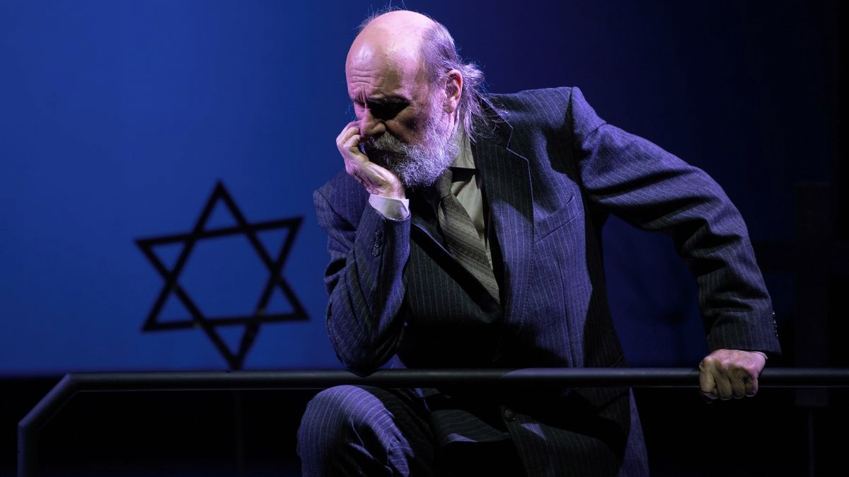 Železniční road movie. V Liberci převedli Rudišův román na jeviště