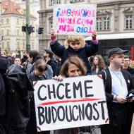 Rozdíl proti schválenému loňskému rozpočtu resortu, který ještě měl k dispozici zdroje z Národního plánu obnovy, činí asi 3,9 miliardy korun.