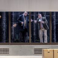 Igor Orozovič jako Løvborg, Marek Daniel coby Brack a Filip Kaňkovský v roli Jørgena.