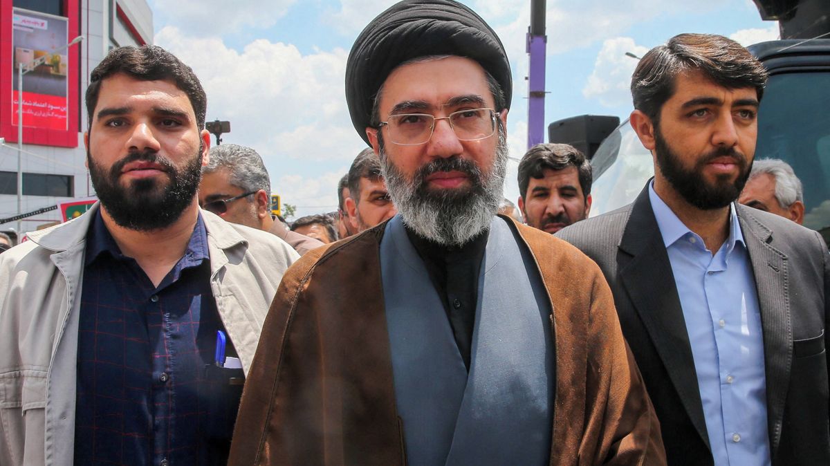 Vůdce, jakého svět neviděl: Tajemství Modžtaby Chameneího