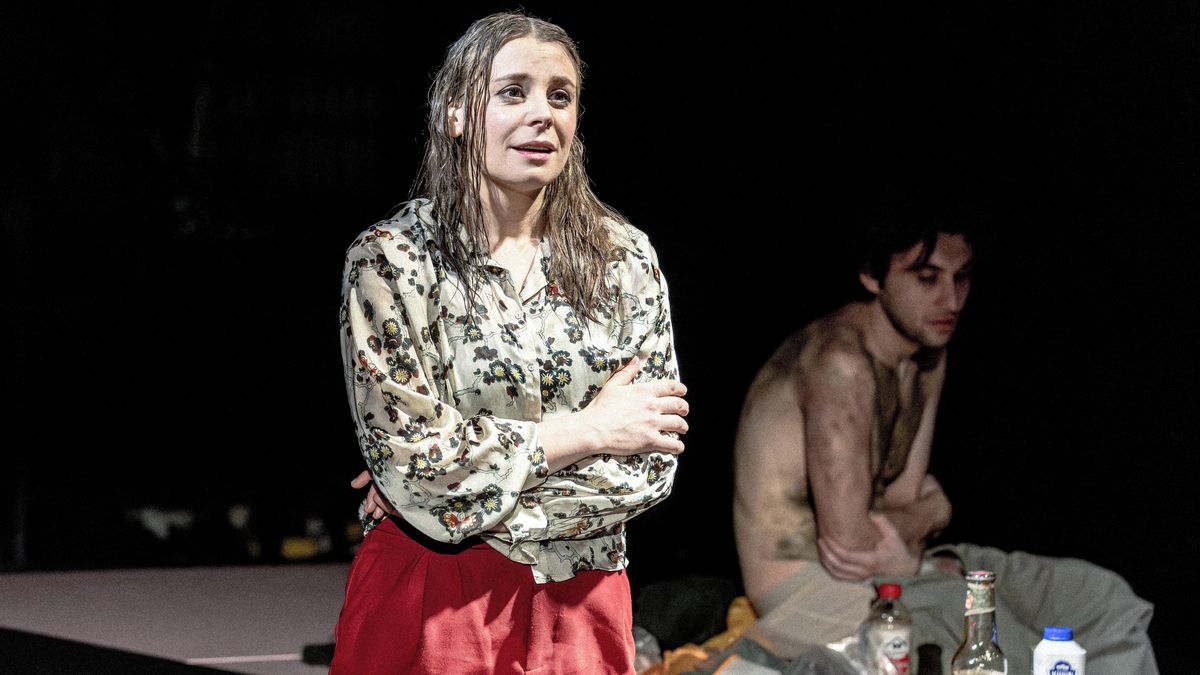 Recenze: Život bez masa jako vzdor vůči mužům. V Dlouhé hrají Vegetariánku