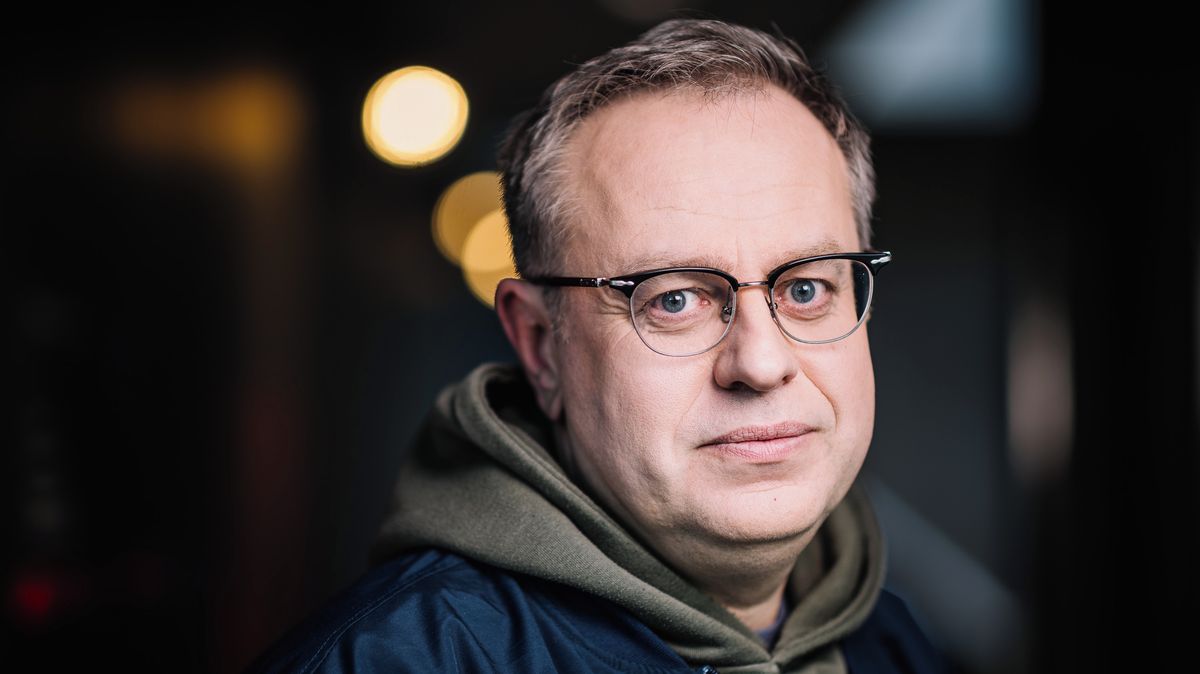 Řezníček a moderátorka do léta, pak jiný pořad. ČT řeší náhradu za Moravce