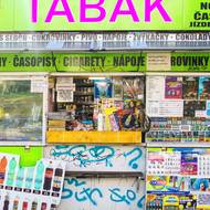 K tradičnímu sortimentu tak přibila i káva nebo hračky,…