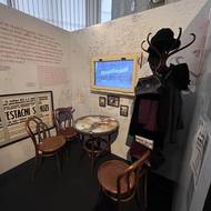 Takto vypadala jedna z místností, kde se scházely členky sdružení. 