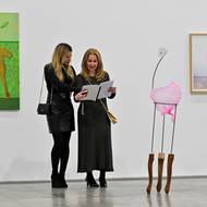 Na snímku zleva jsou díla Koníček od Marie Blabolilové, bezejmenná práce od Niky Kupyrové a Zmrzlina od Kamily Musilové.