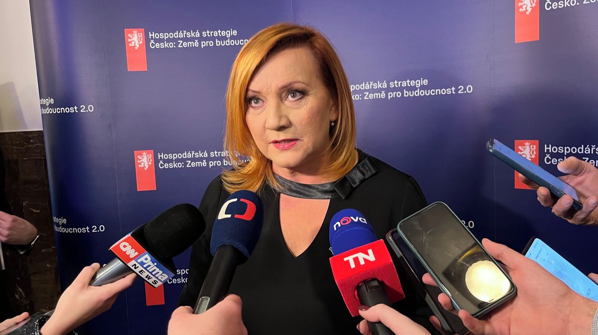 Schillerová reaguje na íránský konflikt. Vydá méně dluhopisů