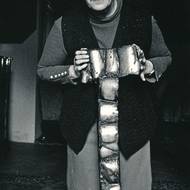 Anna Masaryková s jednou ze soch z Národní galerie. 