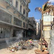 Obyvatelé Havany některé odpadky zapalují, aby se jich zbavili. Vzduch v Havaně je tak často toxický.