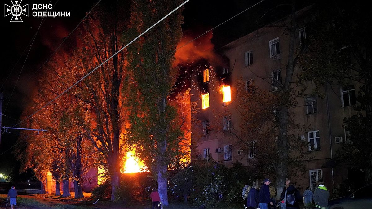 Ruské drony zasáhly v noci na dnešek ukrajinskou Oděsu, zranily 18 lidí
