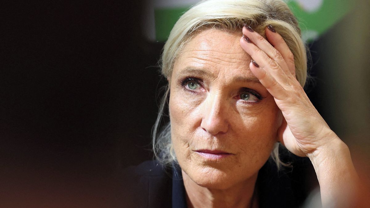 Podpora od Trumpa jako „polibek smrti“. Le Penová před volbami udržuje odstup
