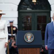 Britská diplomacie proto nechtěla, aby král a prezident konverzovali před novináři. Obávala se, že by Trump mohl Karla svými výroky uvést do nepříjemné situace, podobně jako loni ukrajinského prezidenta Volodymyra Zelenského.