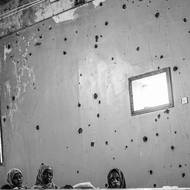 Studenti skládají zkoušky na válkou poškozené Islámské univerzitě v Omdurmánu. Školy a univerzity byly od začátku bojů napadeny a většinou uzavřeny. (4. prosince 2025)