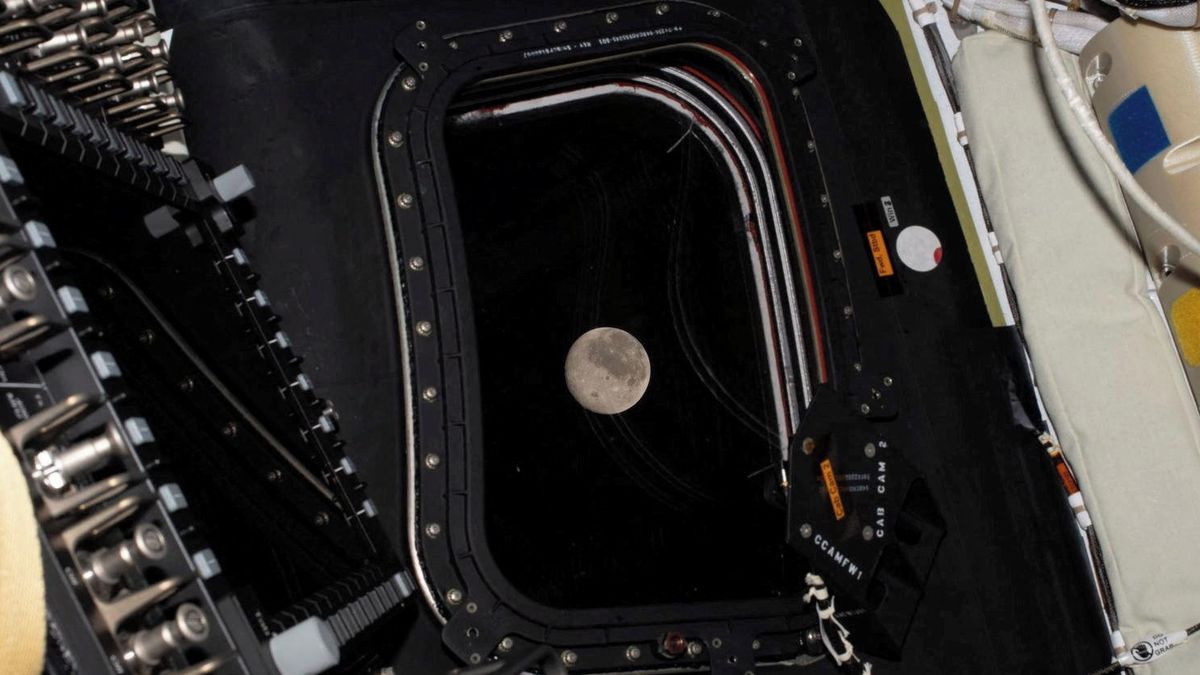 Astronauti znovu u Měsíce. Proč to trvalo tak dlouho?