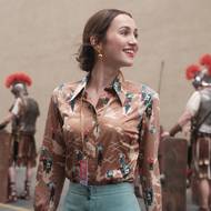 Maude Apatow jako Lexi.