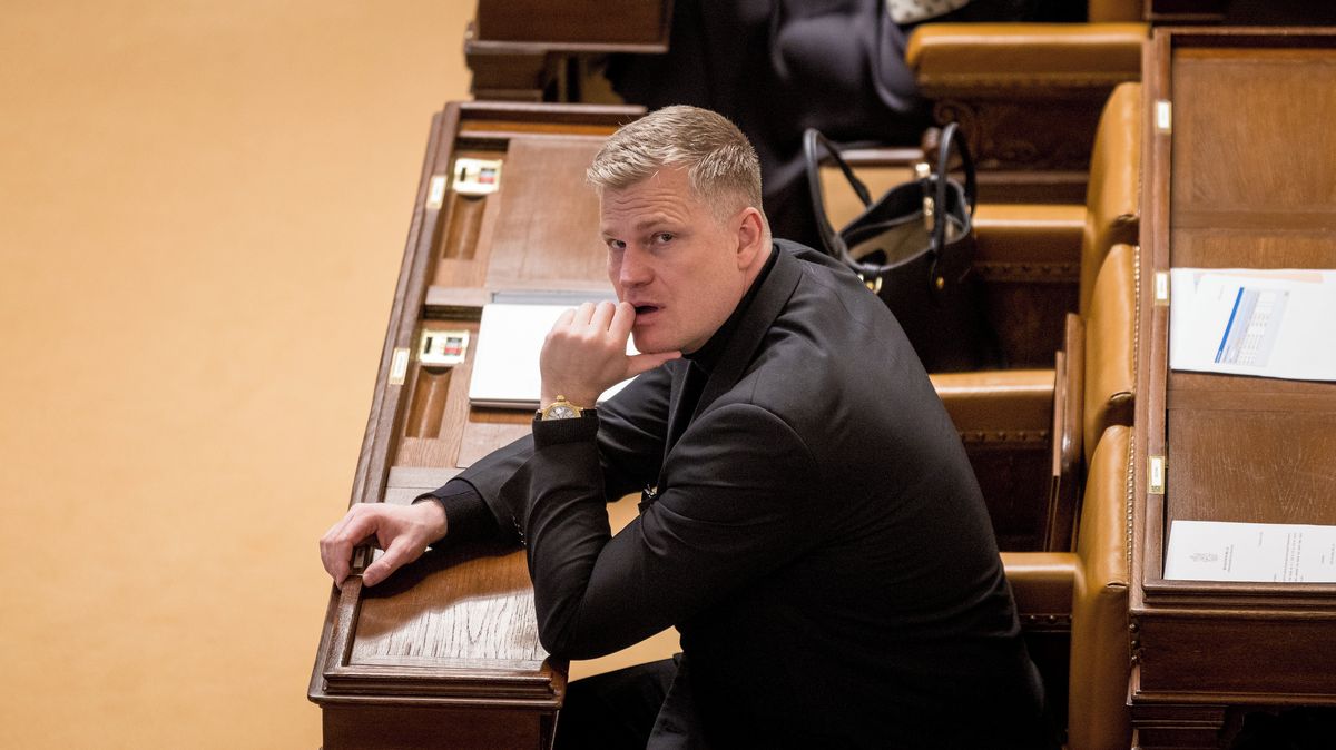 Turek se omluvil úředníkům, pokud se jich dotkla jeho slova o parazitech