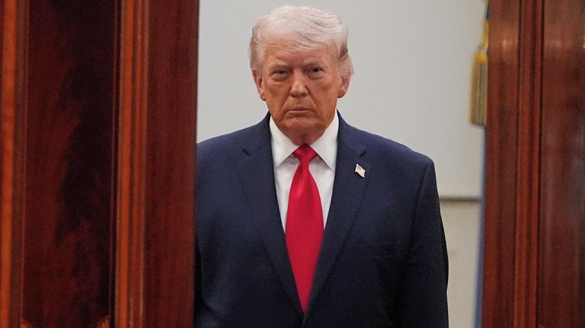 Trump uvažuje o změnách v americké vládě, tvrdí zdroje