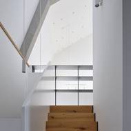 Žitný mlýn Boršov dnes. Loft ve věži bývalého sila.