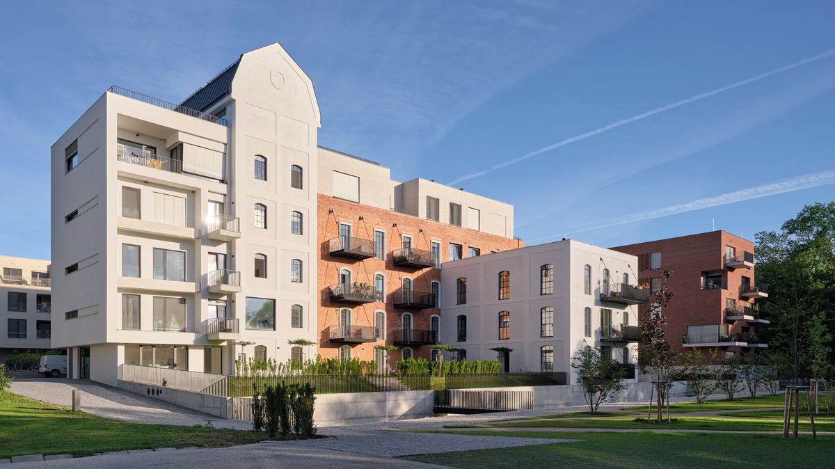 Mlelo se tu obilí na těstoviny, teď jsou z mlýna byty. Zůstala turbína i náhon