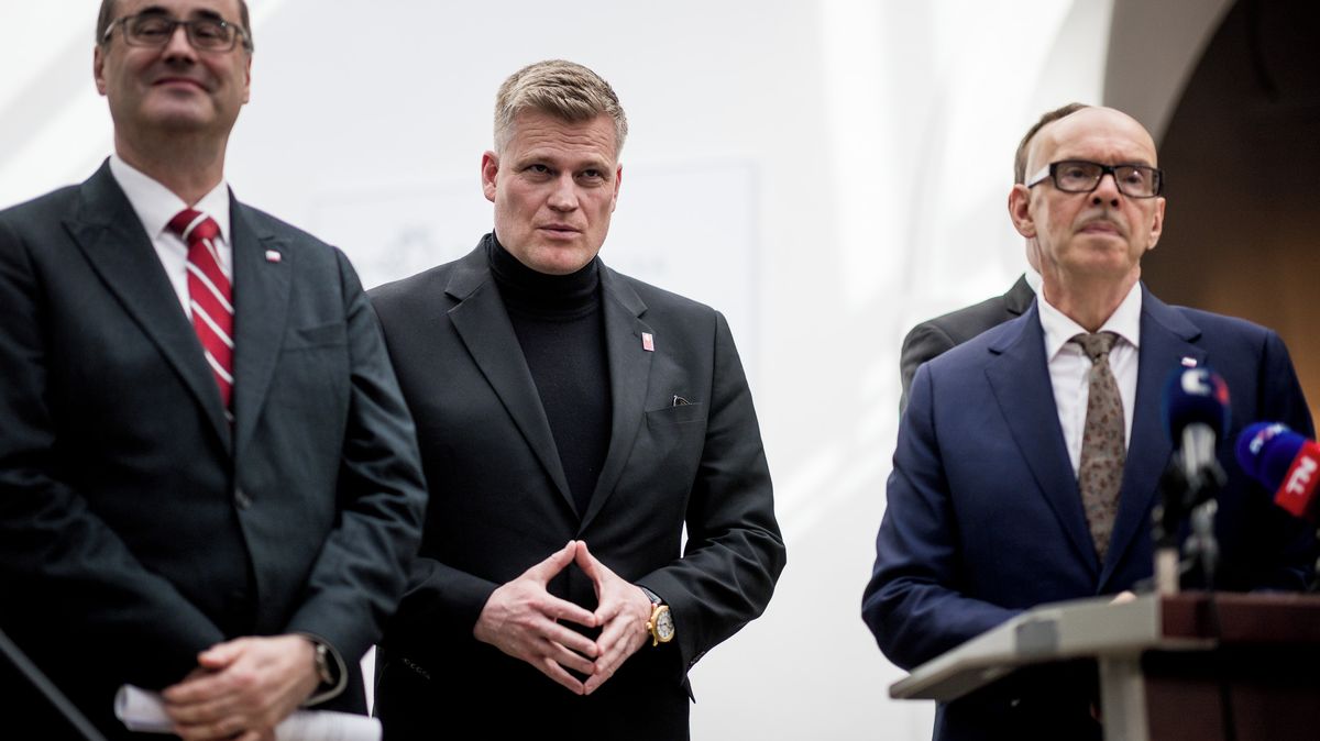 Turkovy výroky o úřednících jsou nepřijatelné, omluva zazněla, shodli se ministři