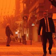 Kvalita ovzduší se s příchodem písečné bouře na ostrov výrazně zhoršila.