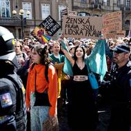 ...a Praha je feministická na straně druhé.