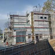 Cena nemocničního „bufetu“ má být 34,8 milionu korun bez DPH. Původní předpokládaná hodnota byla o deset milionů nižší. V dolním patře má být jídelna se zázemím, v horním kavárna.