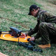 Ty by stát mohl v krizi využít pro pátrací nebo monitorovací akce.