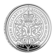 Britská pamětní mince ze stříbra o váze 28,28 gramu.