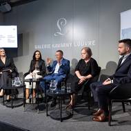 V druhém panelu, který se zabýval chronickými nemocemi, diskutovali (zleva) výkonná ředitelka DMP medical services Klára Fialová, ředitel Ústavu zdravotnických informací a statistiky Ladislav Dušek, zdravotní ředitelka pojišťovny OZP Jitka Vojtová a lékař EUC Kliniky Plzeň Július Gelžinský.
