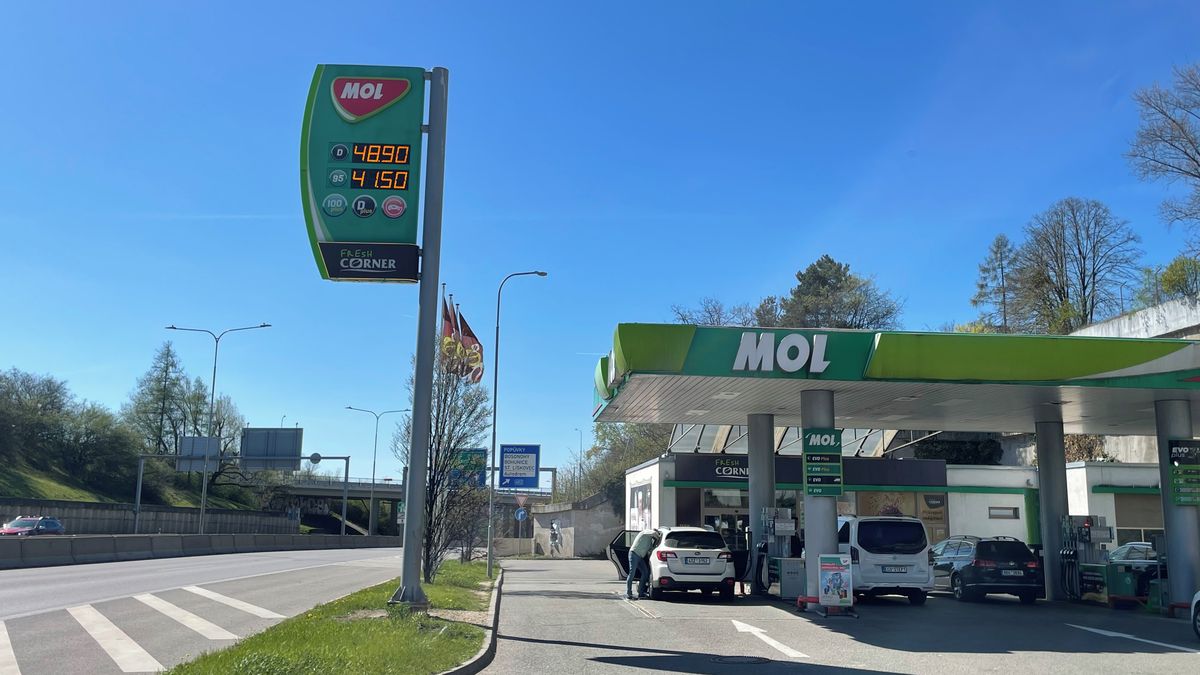 Komentář: Nafta už zlevňuje. Kam až ji pustíme?