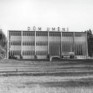 Budova už jako Dům umění po dílčích úpravách z roku 1948. 