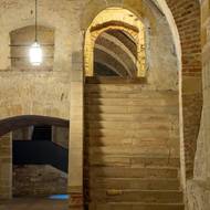 Pražský hrad - Starý palác, románské podzemí.