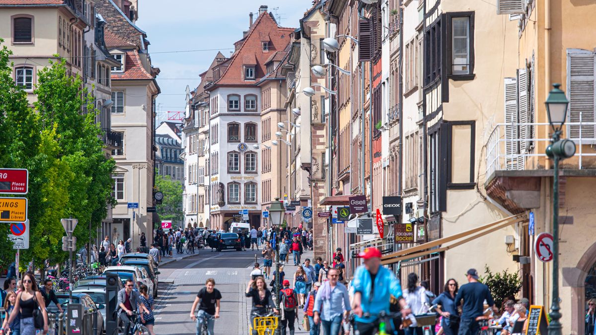 Cirkus Štrasburk. Přesuny europoslanců na zasedání stojí miliardu ročně
