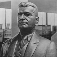 Původní busta Tomáše Bati od Františka Lýdie Gahury.