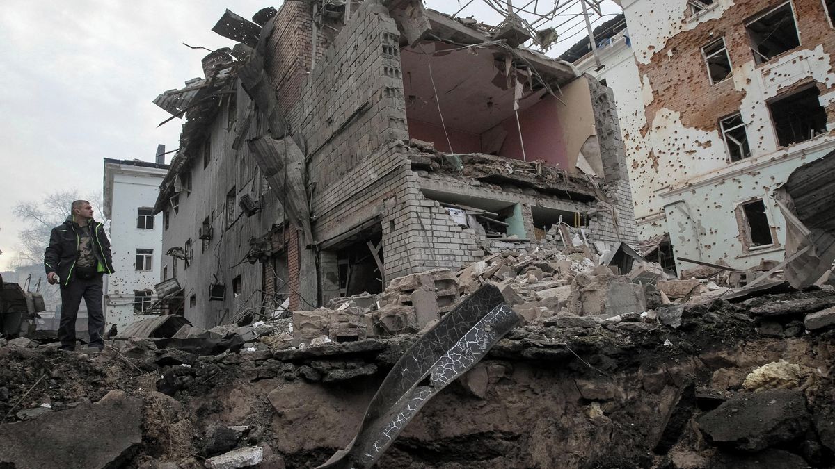 Rusko podniklo rozsáhlý vzdušný útok na Ukrajinu, zahynulo nejméně 15 lidí