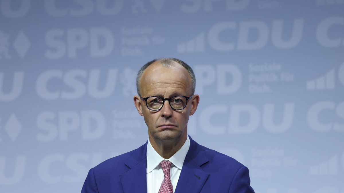 Německý kancléř hledá dno, už je z něj nejméně oblíbený šéf vlády na světě