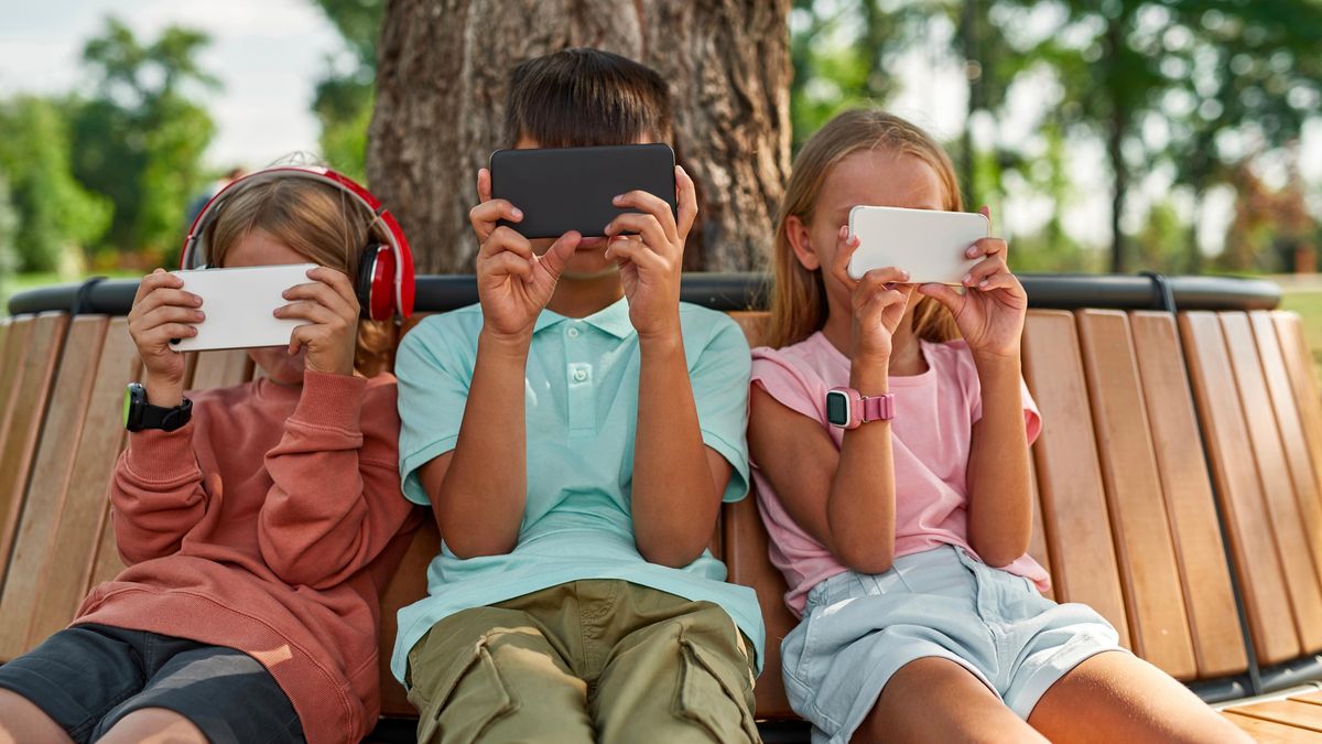 „Bez internetu nepřežijí.“ Jak se nejmenší generace v Česku hlásí ke slovu