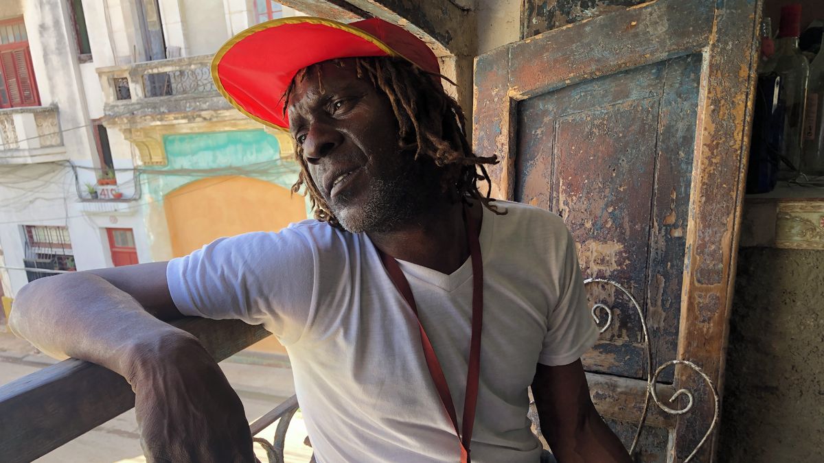 Chovatelé prasat, sběrači odpadu i přátelé mocných. Deset osudů z Kuby